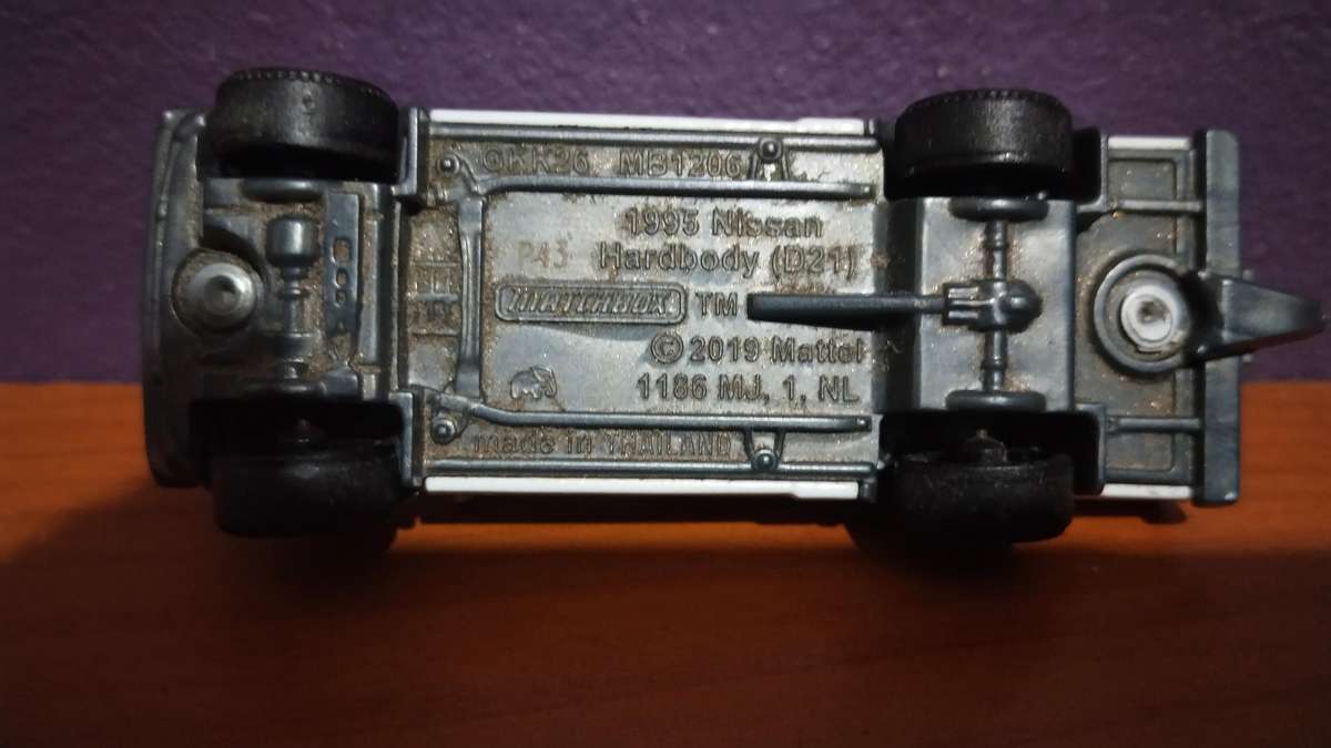 1995 Nissan Hardbody (D21) MATCHBOX Scale Model