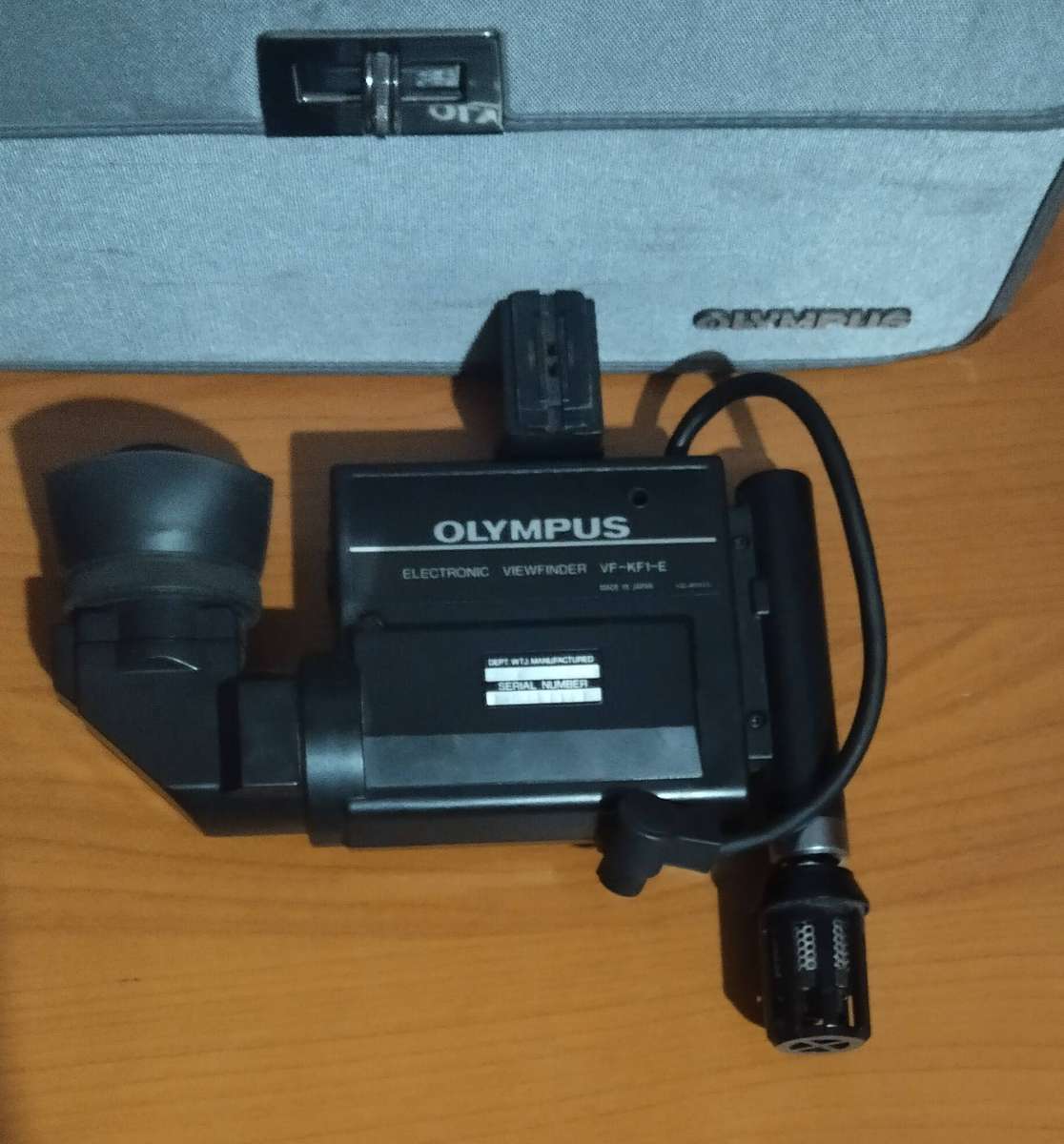 Olympus VX-301 Color Video Camera & VF-KF1-E Electronic Viewfinder UNTESTED