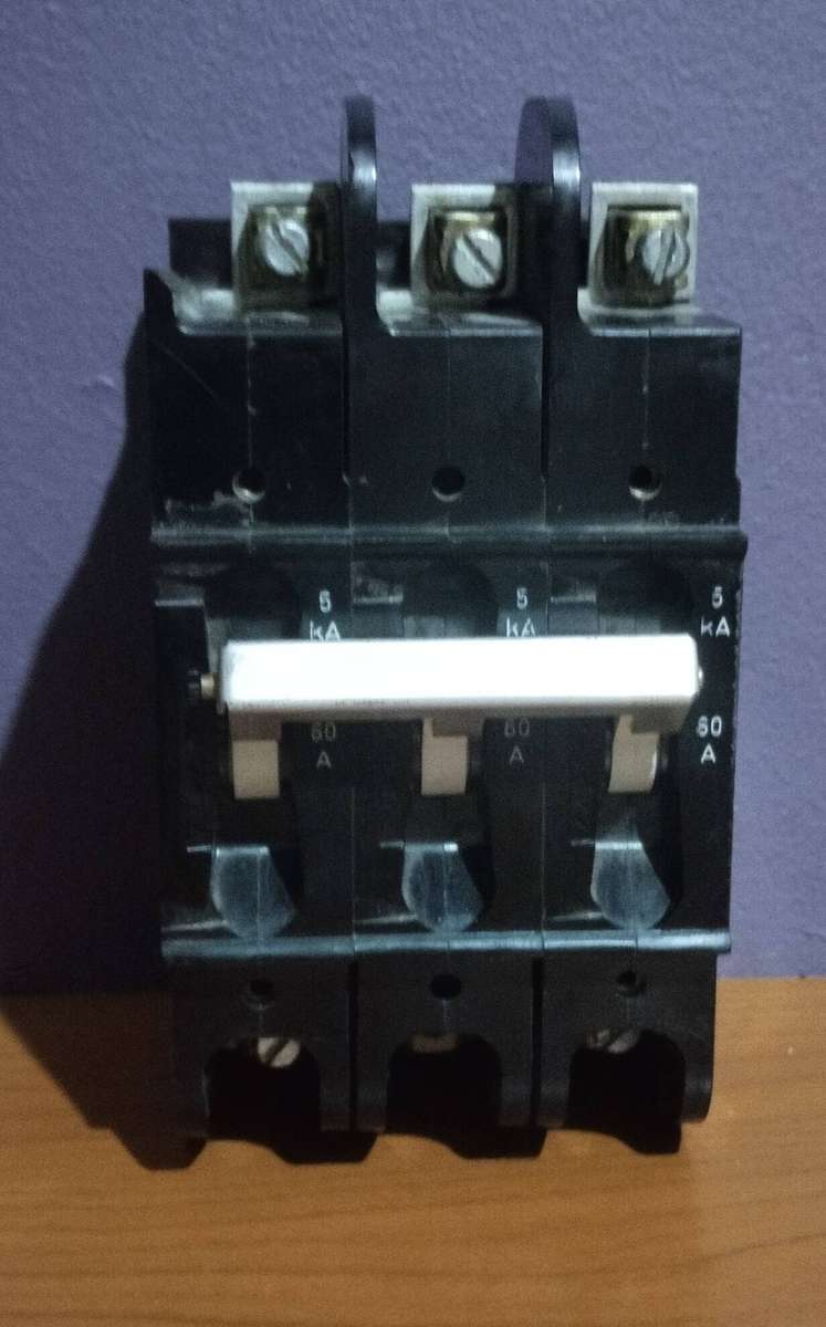 Heinemann Magnette 5kA 60A CF Frame Circuit Breaker