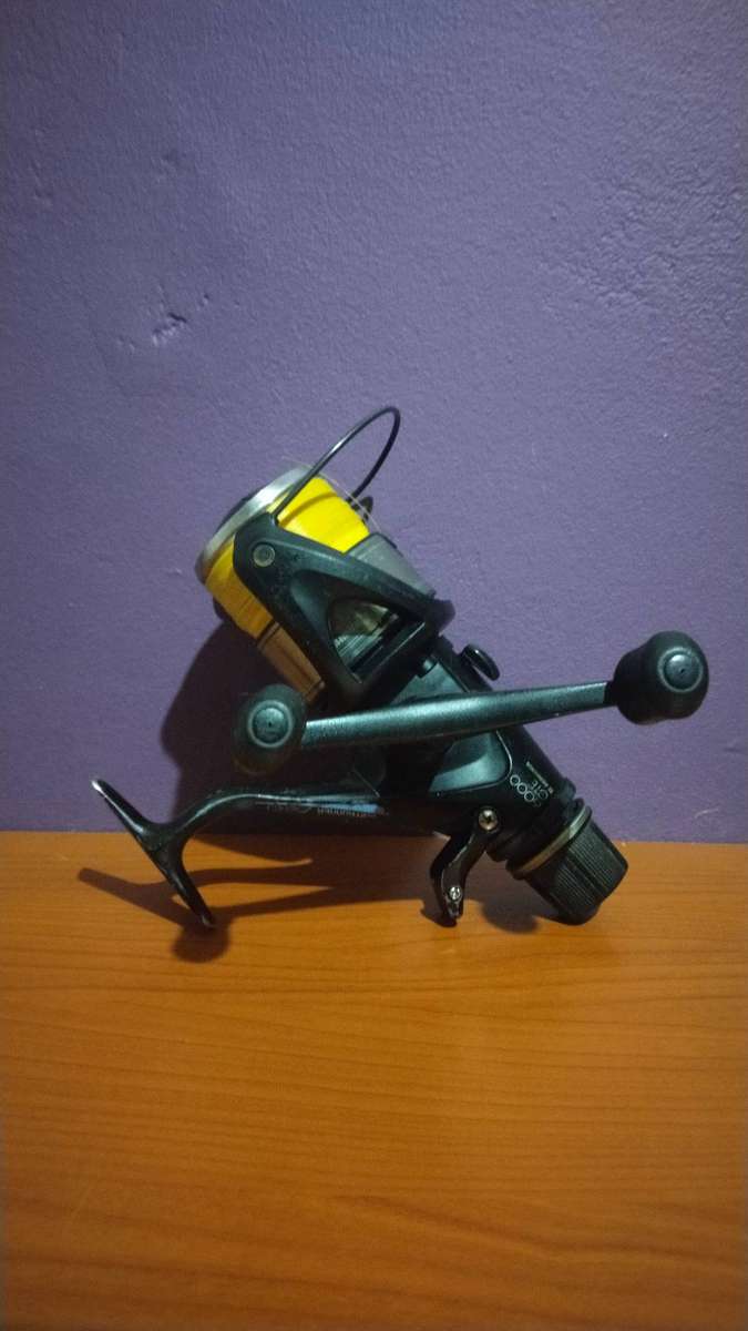 SHIMANO Baitrunner 6000 Fishing Reel