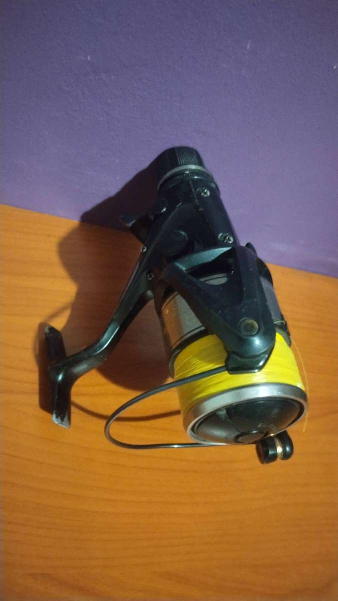 SHIMANO Baitrunner 6000 Fishing Reel