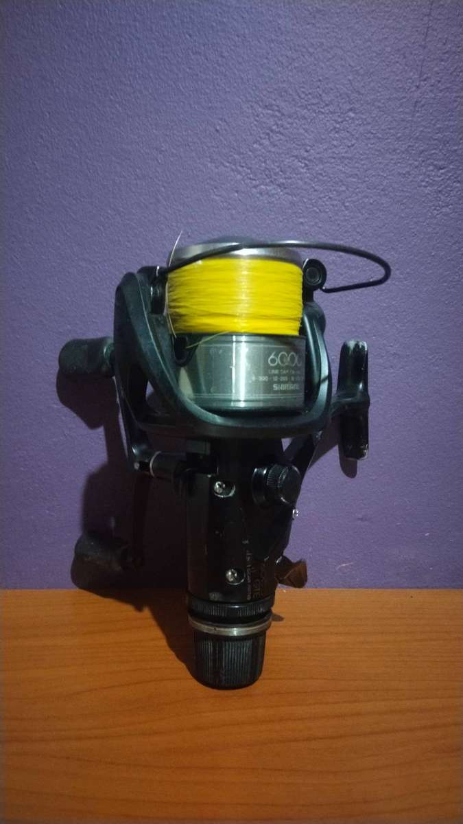 SHIMANO Baitrunner 6000 Fishing Reel