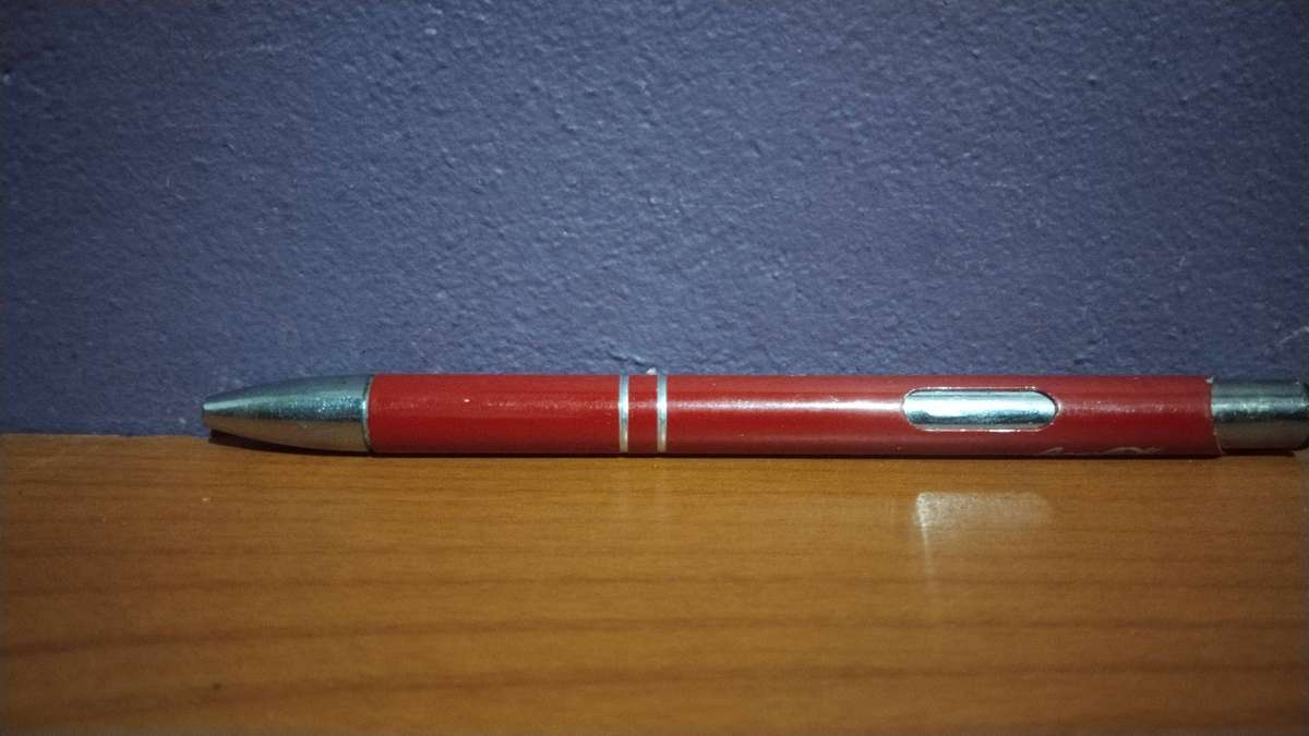 Coca-Cola Collectors Bundle - Limited edition Coca Cola 250ml, Tiny Bottles and Pen