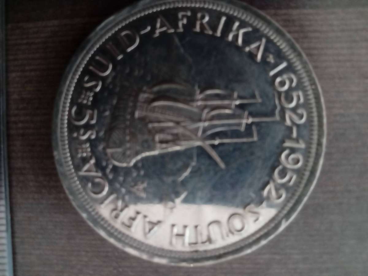 SILVER SOUTH AFRICAN 5 SHILLING COIN1952  300 YEAR ANNIVERSARY