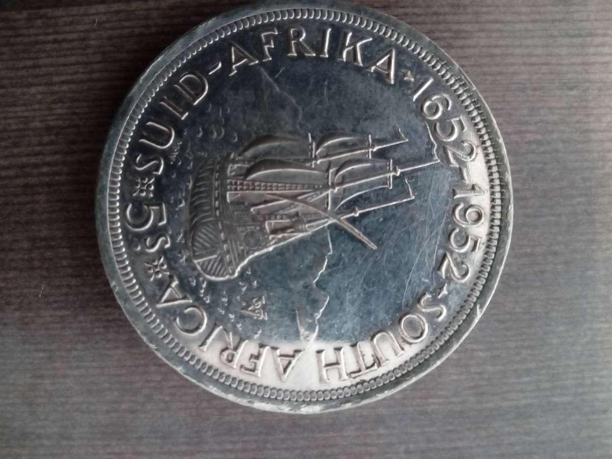 SILVER SOUTH AFRICAN 5 SHILLING COIN1952  300 YEAR ANNIVERSARY