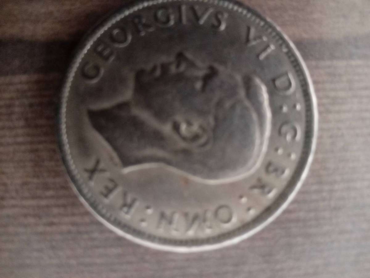 SILVER SOUTH AFRICAN 5 SHILLING COIN1952  300 YEAR ANNIVERSARY