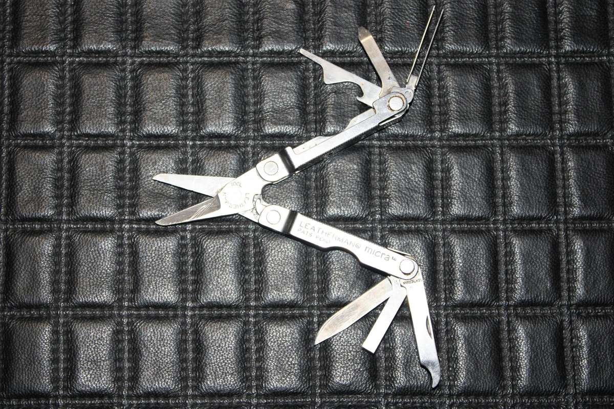 LEATHERMAN  MICRA    THE ULTIMATE MULTI TOOL