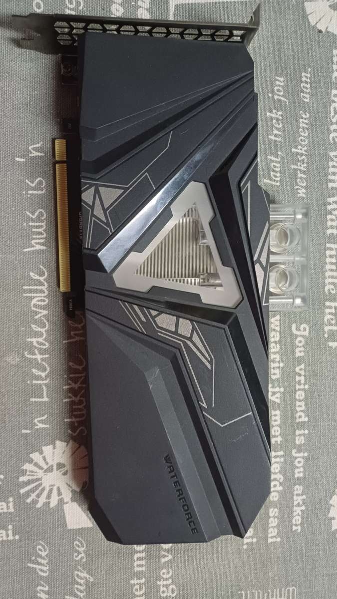 GeForce® RTX 2080 SUPER GAMING OC WATERFORCE WB 8G