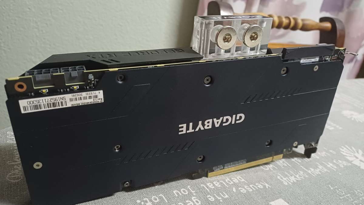 GeForce® RTX 2080 SUPER GAMING OC WATERFORCE WB 8G