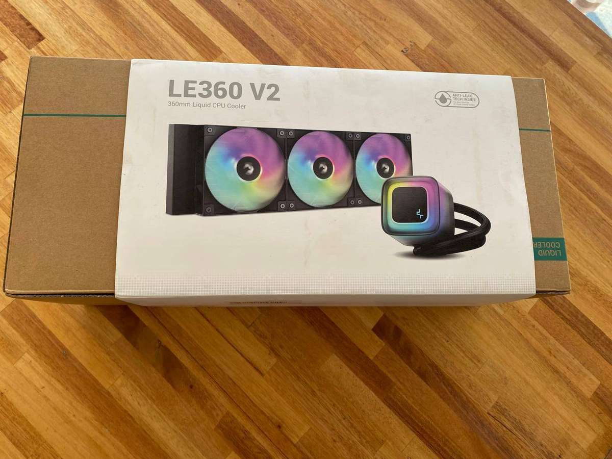 DeepCool LE360 V2 ARGB 360mm AIO Liquid Cooler  Black