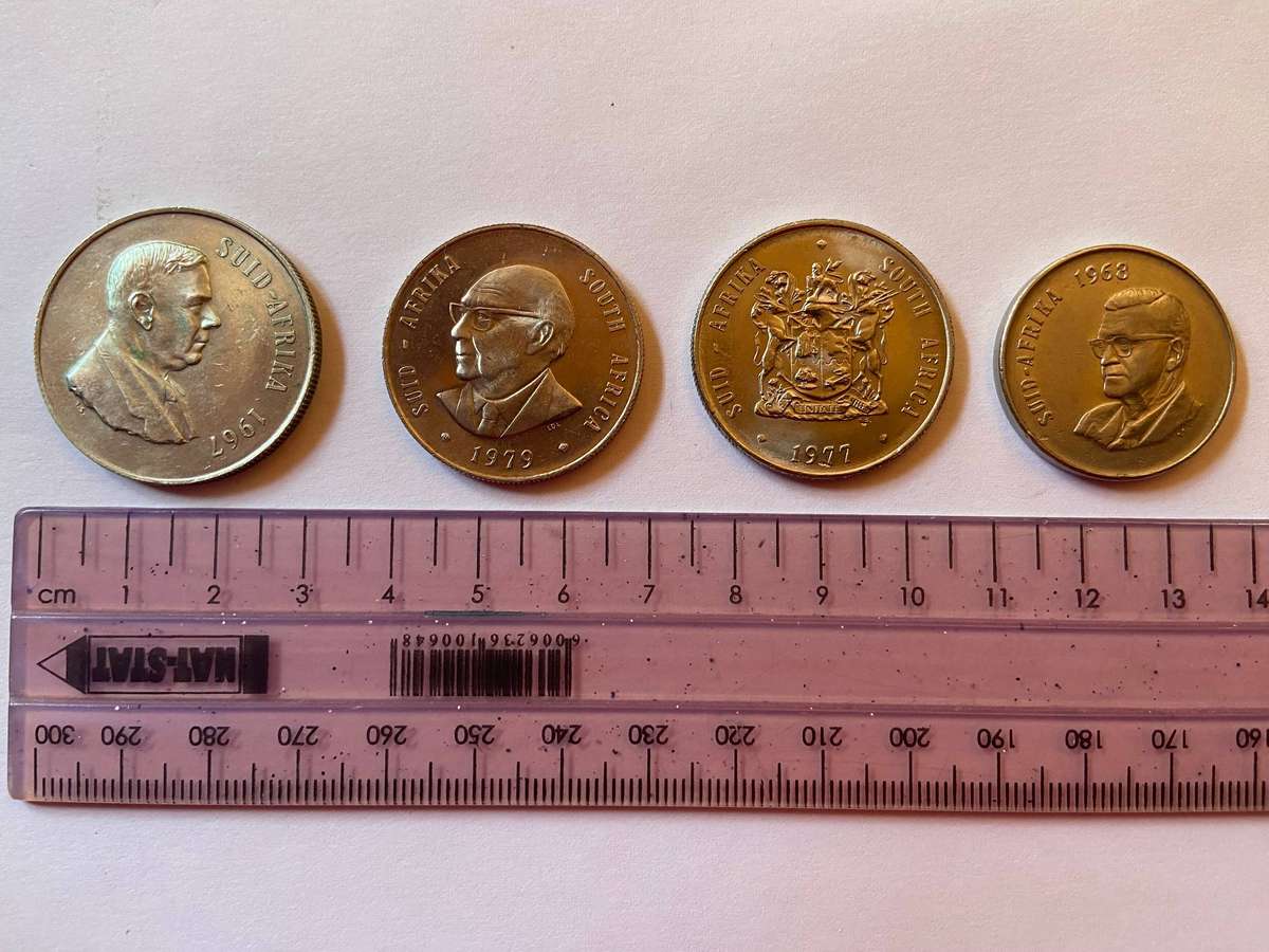 3 x R1 Coins, 1 x 50c South African Coins, Rare Coins Auction, Lot 2 Of 7