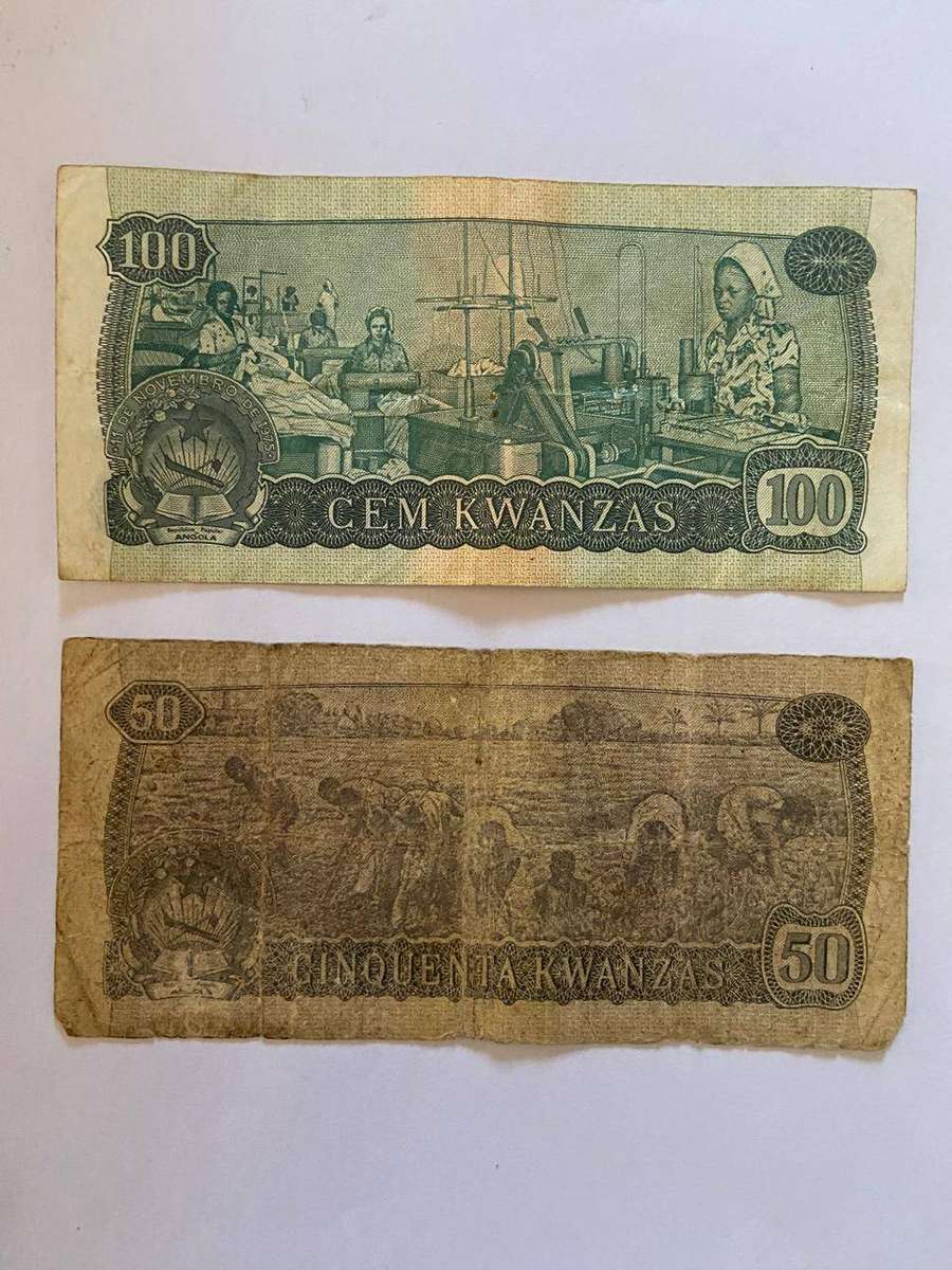 2 x Angola Notes, Rare Coins And Notes Auction, Lot 11 Of 20