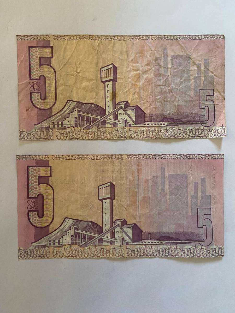 2 x South Africa Five Rand Notes, Rare Coins And Notes Auction, Lot 9 Of 20