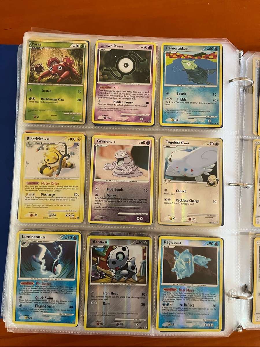 Pokemon 1600 card lot (Vintage)