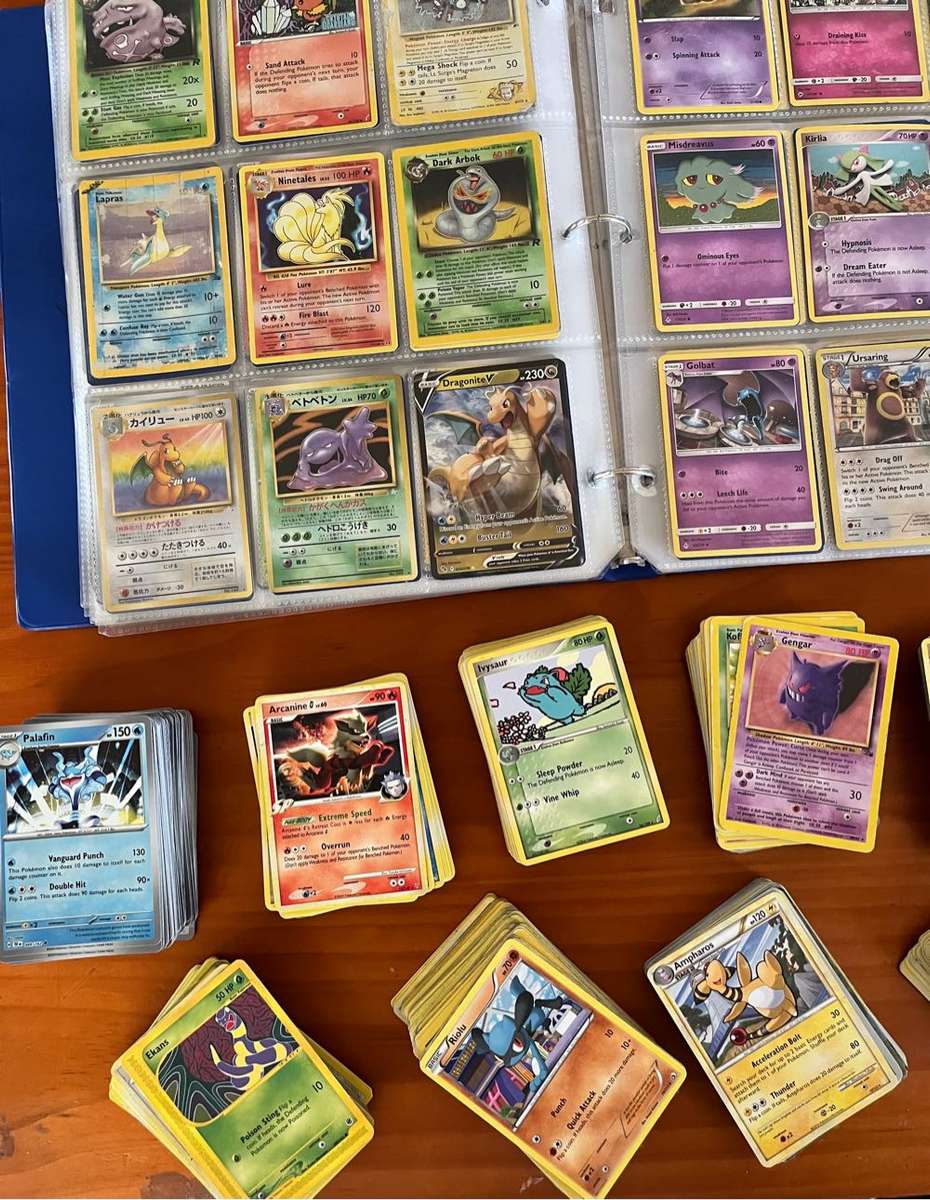 Pokemon 1600 card lot (Vintage)