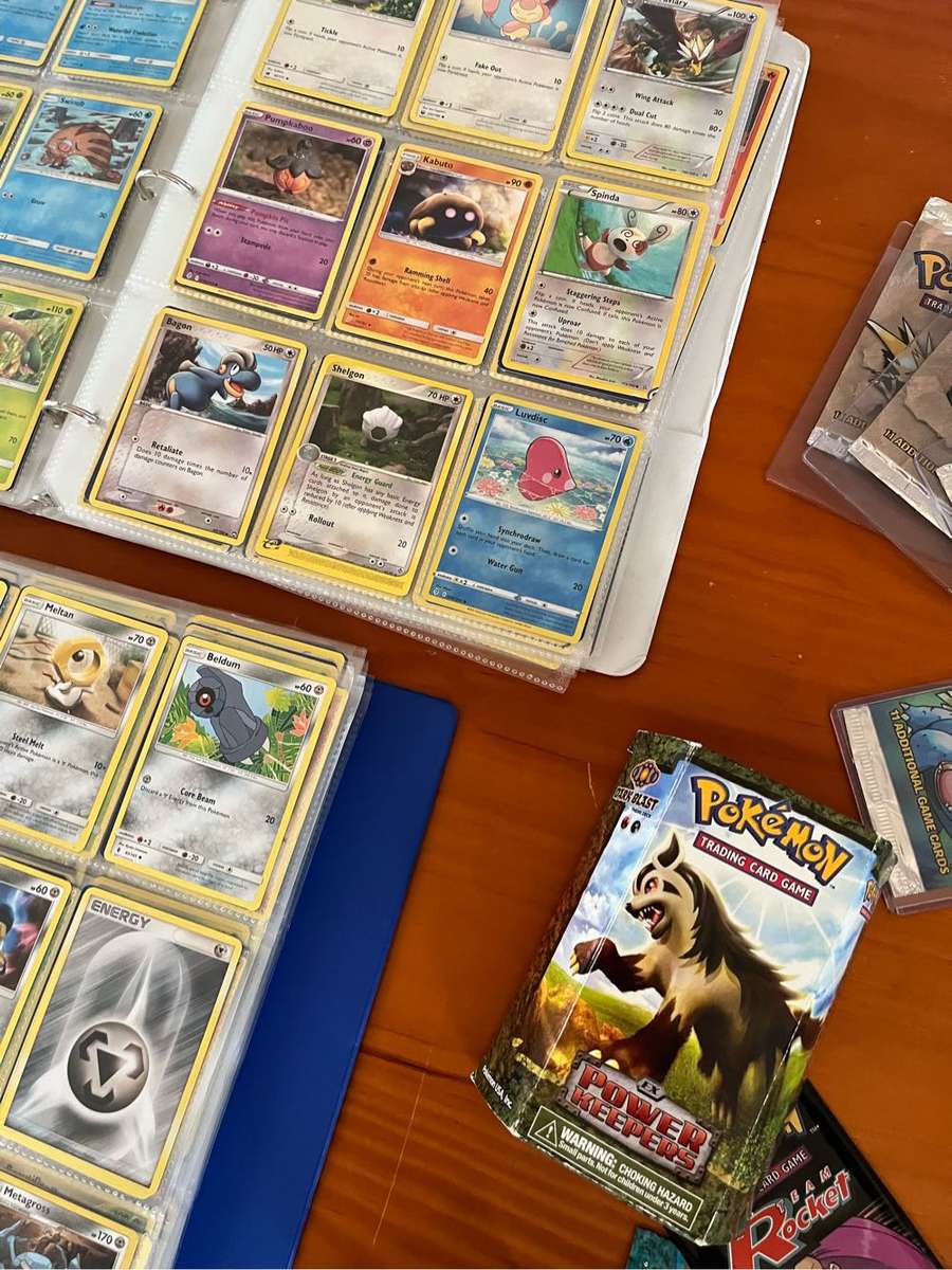 Pokemon 1600 card lot (Vintage)