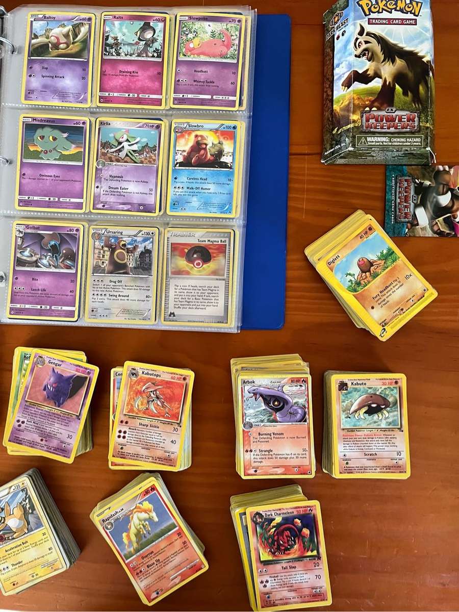 Pokemon 1600 card lot (Vintage)