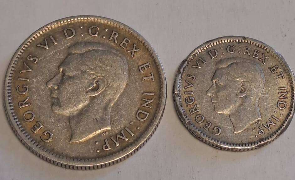 1940 Canada  25cent & 10cent coins  Silver (.800)