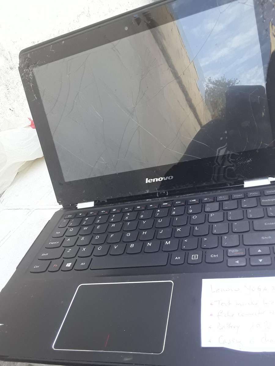 Faulty Lenovo yoga 300-11ibr (only motherboard and keyboard)