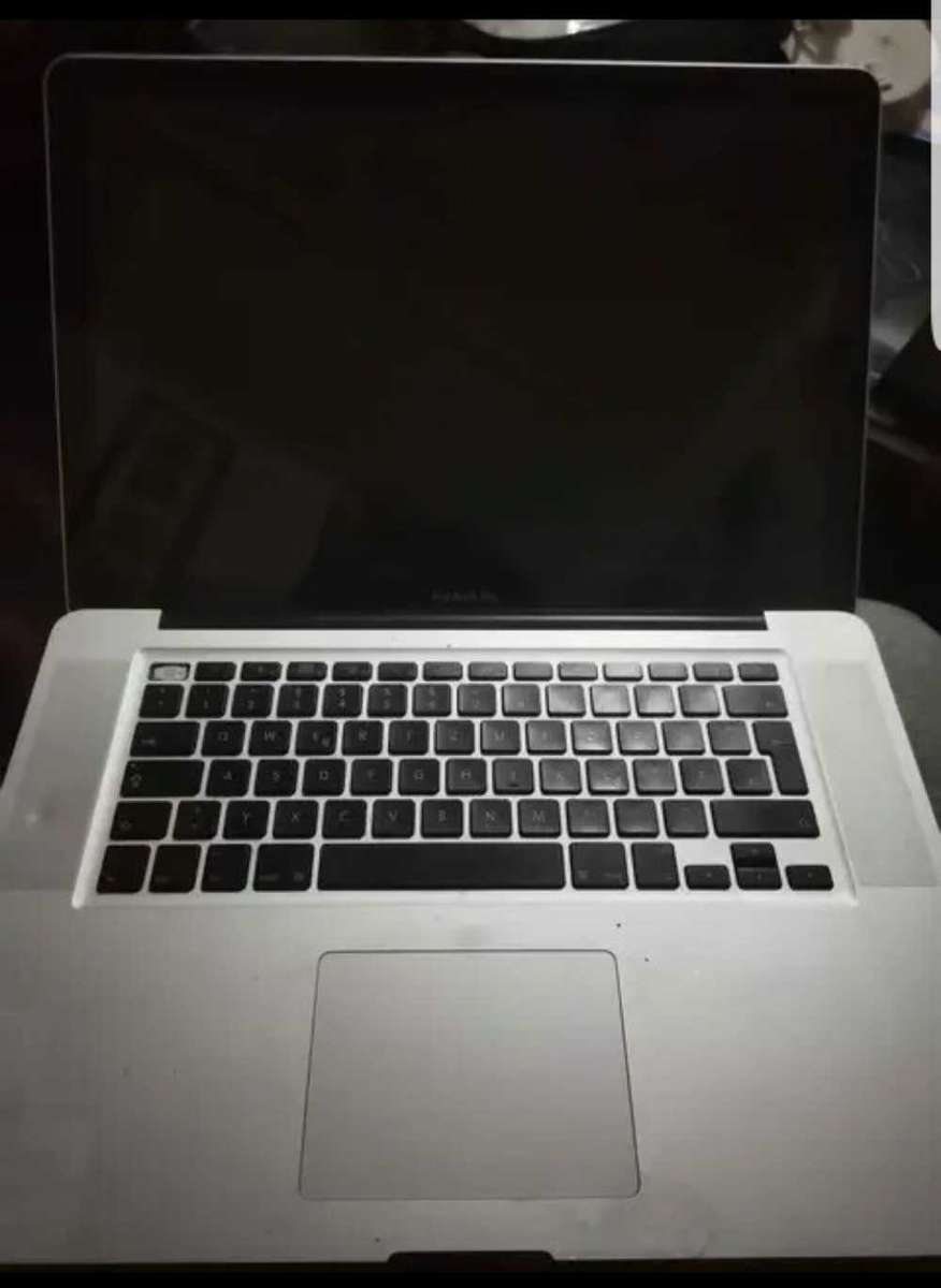 MACBOOK PRO A1286 2008(DEAD MOTHERBOARD)SELLING as a SPARES