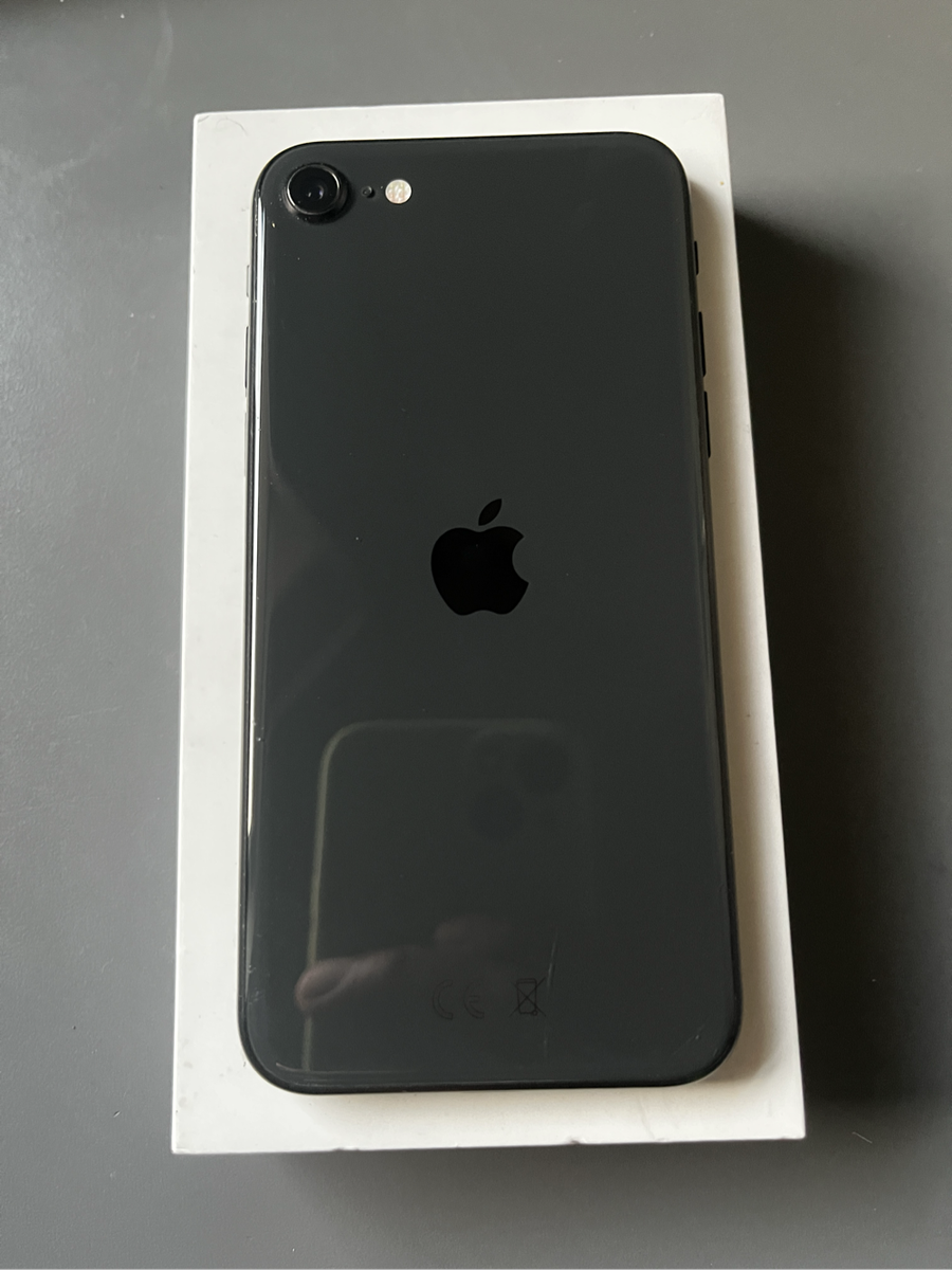 IPHONE SE(2020)