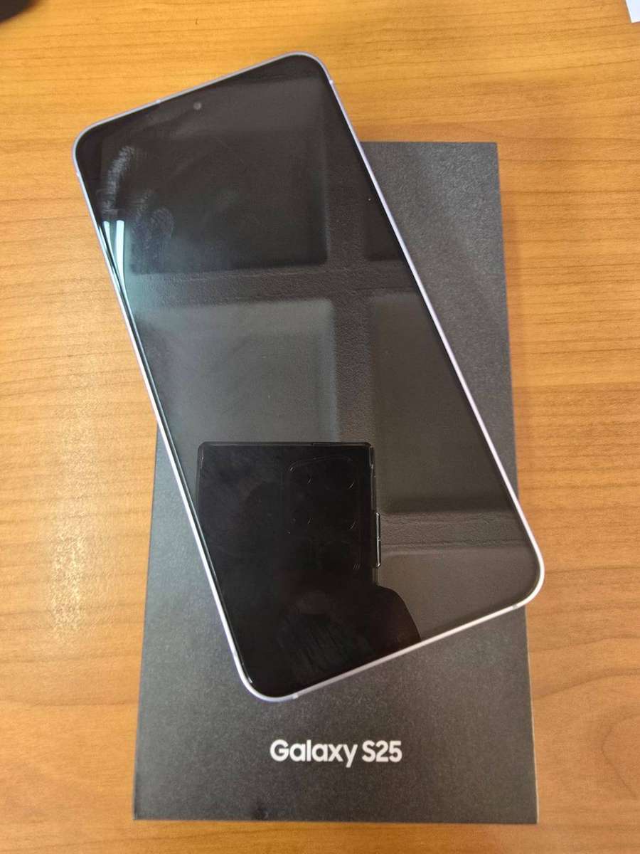 Samsung S25 - 256gb