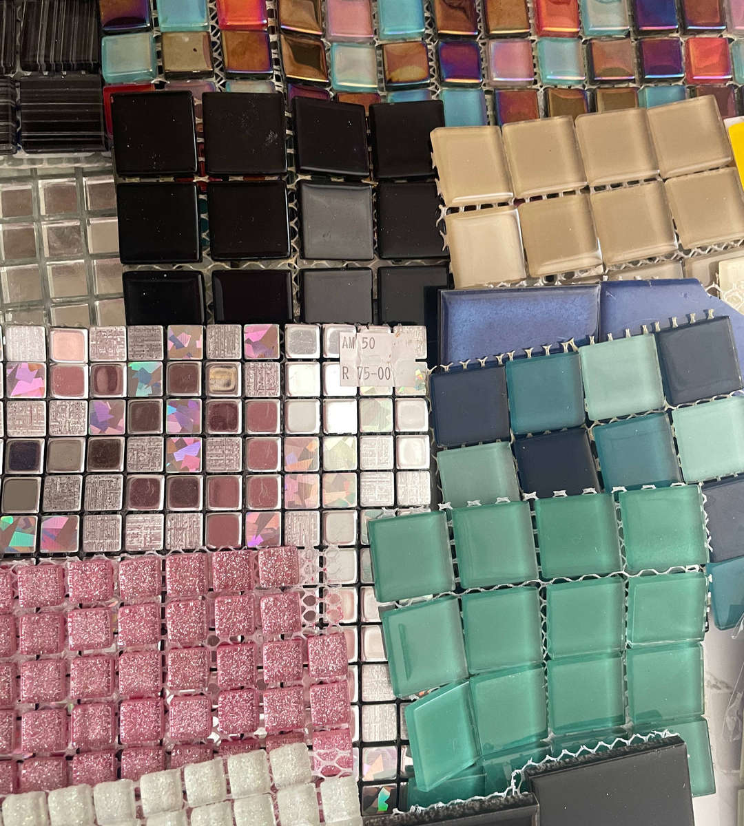 Reserved For Nadine: Lot of Over 12.7kg 70 Mosaic Squares with 12 Holders + Tools & 4 Mosaic Books