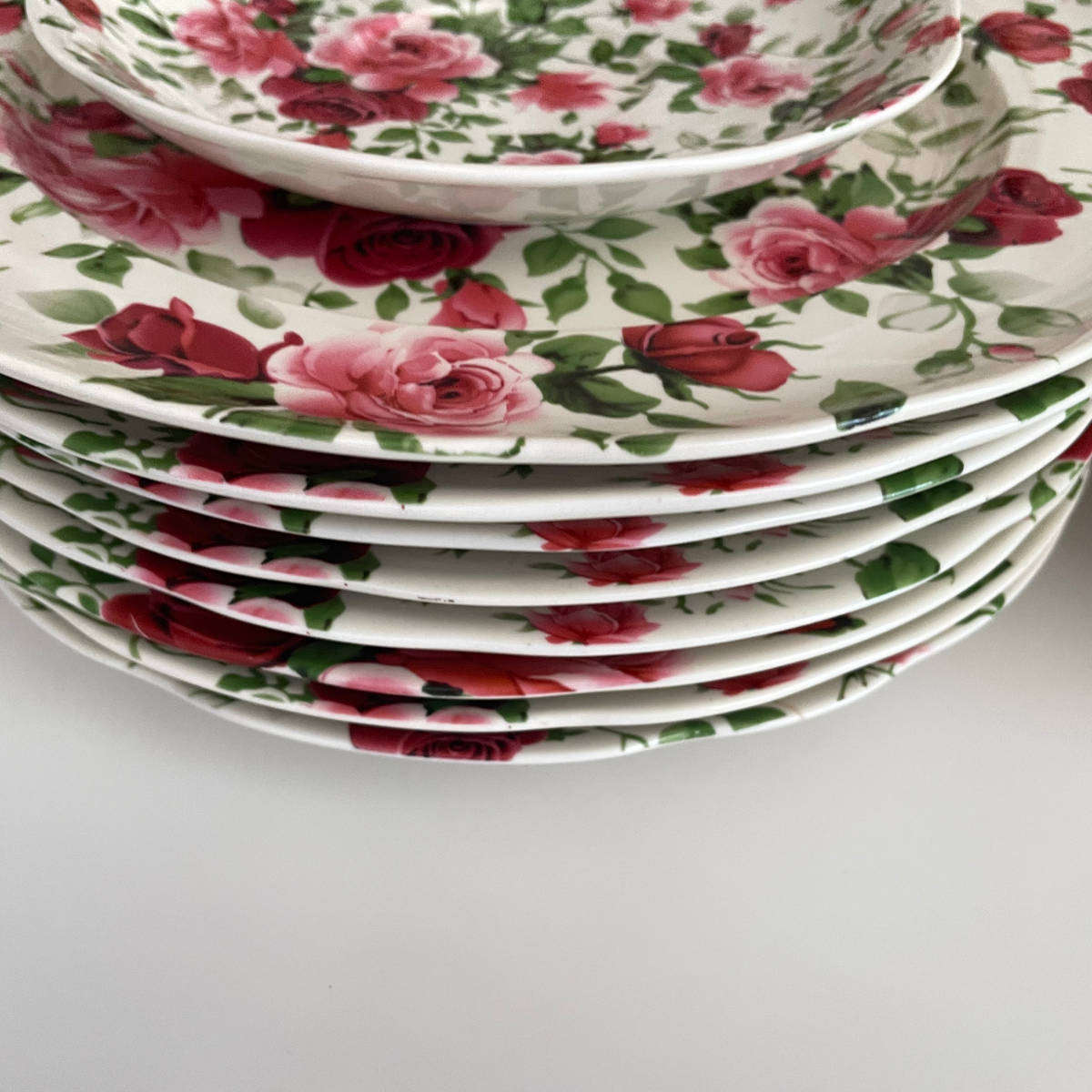 Victorian Rose by William James Fine Stoneware  8 Place Setting  53-Piece Dinner & Serving Set