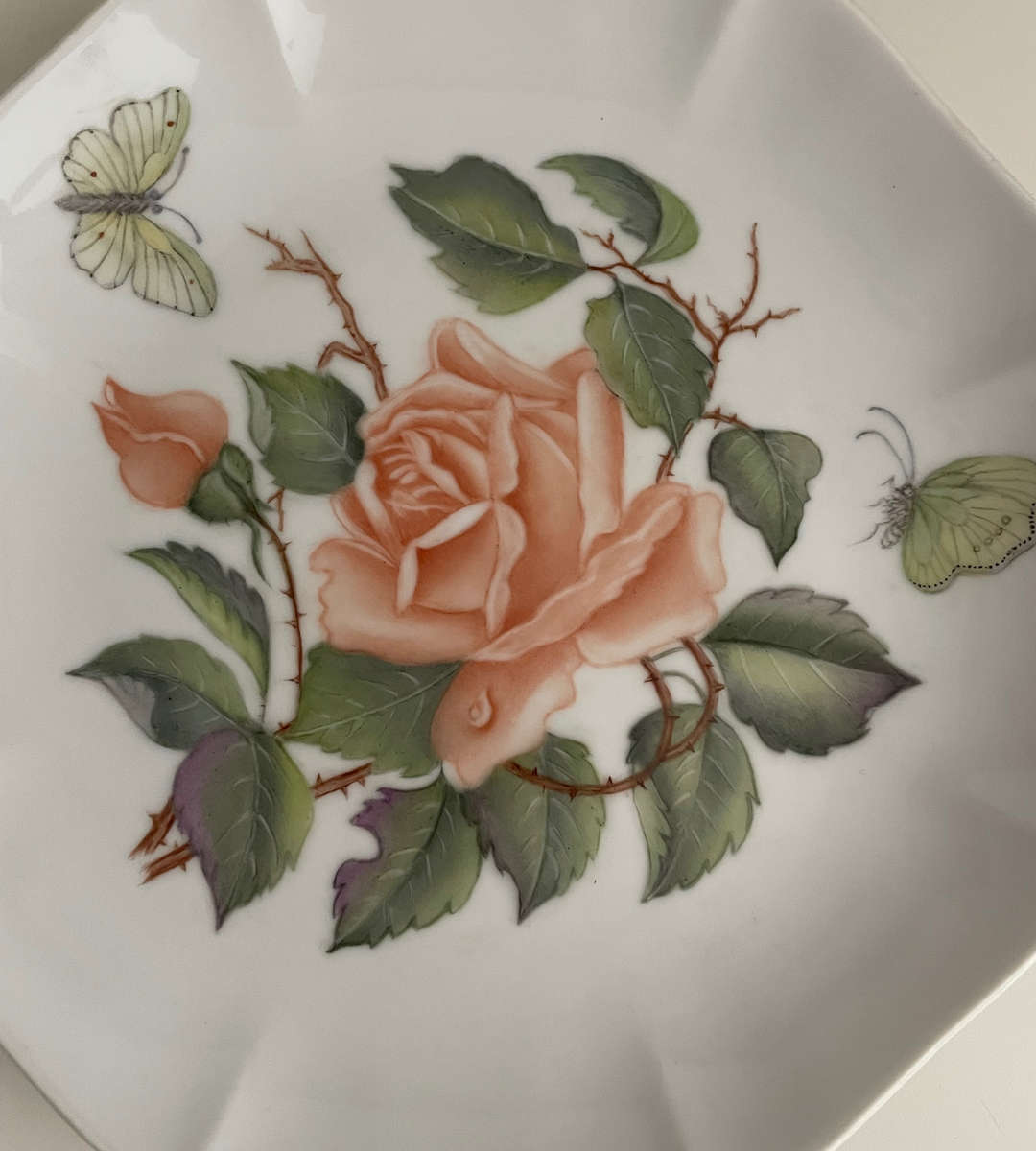 Set of 2 Decorative Hand-Painted Wall Plates by Daphne Karlson (2004)