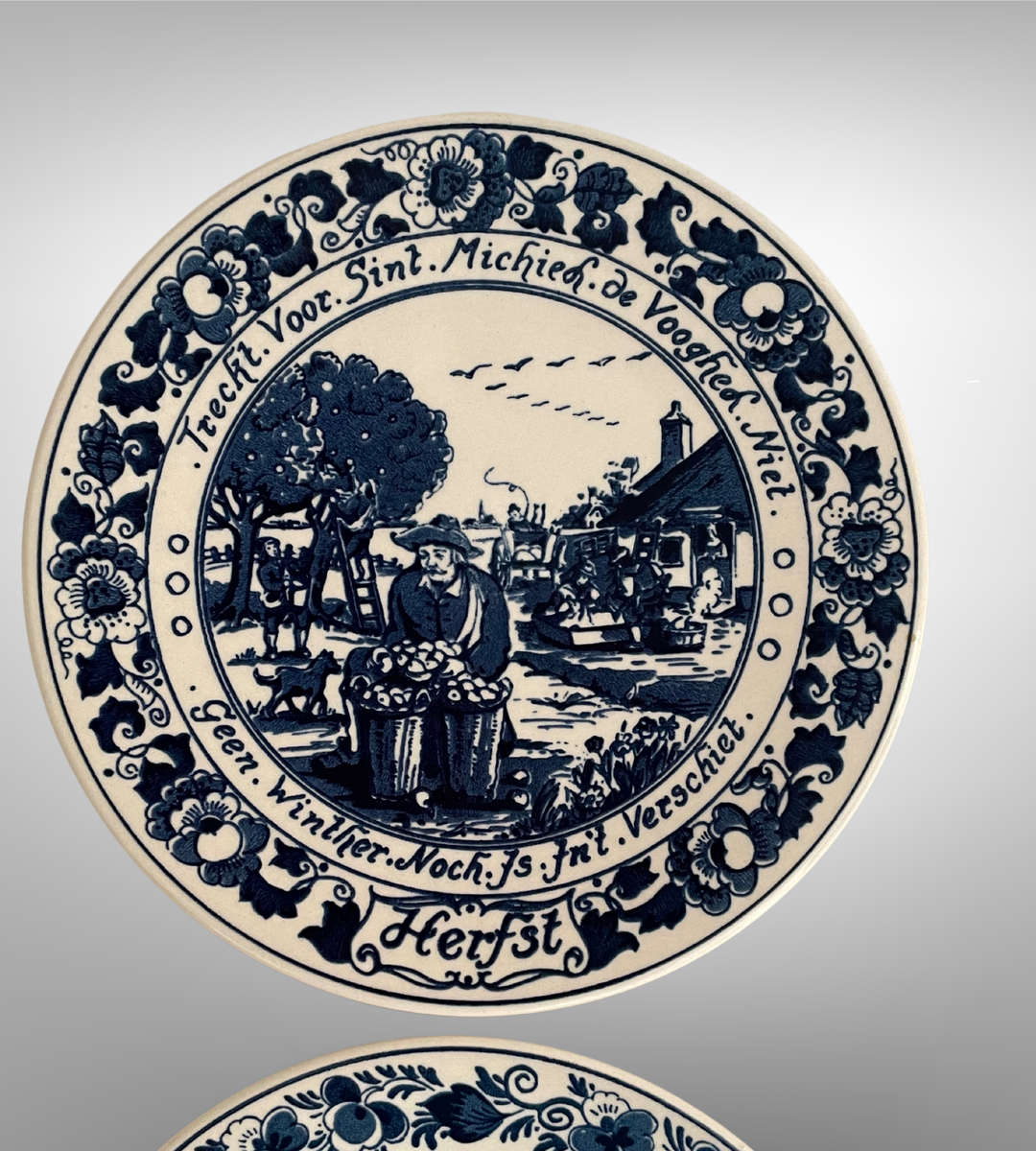 Set of 6 Delft Blauw Royal Distel Wall Plates  Handpainted  Made in Holland  16cm Each