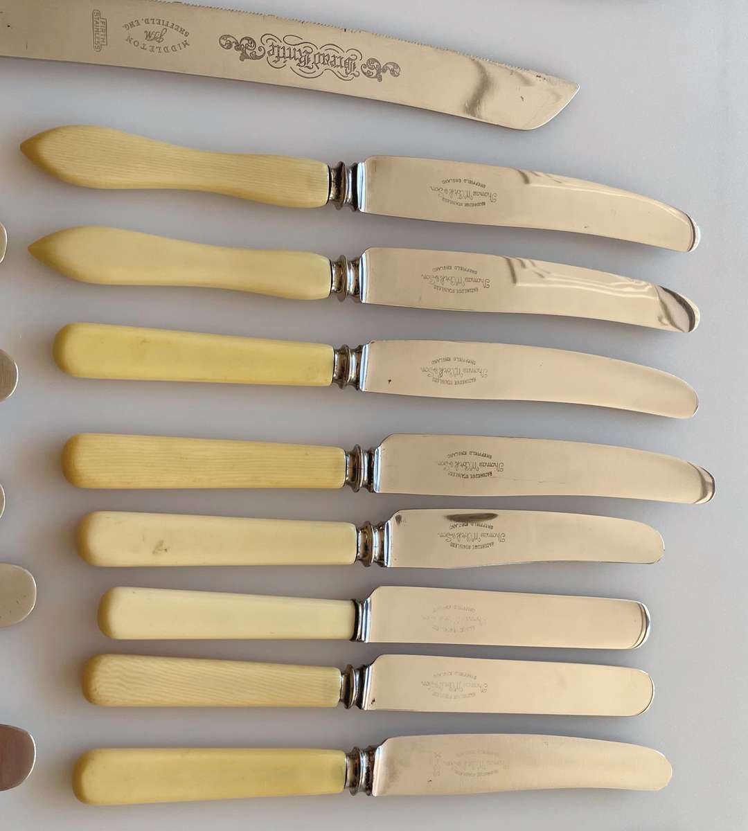 Knife Collection: 35 Knives & 3 Forks - Assorted Sheffield & English Makers - Historical Collectible