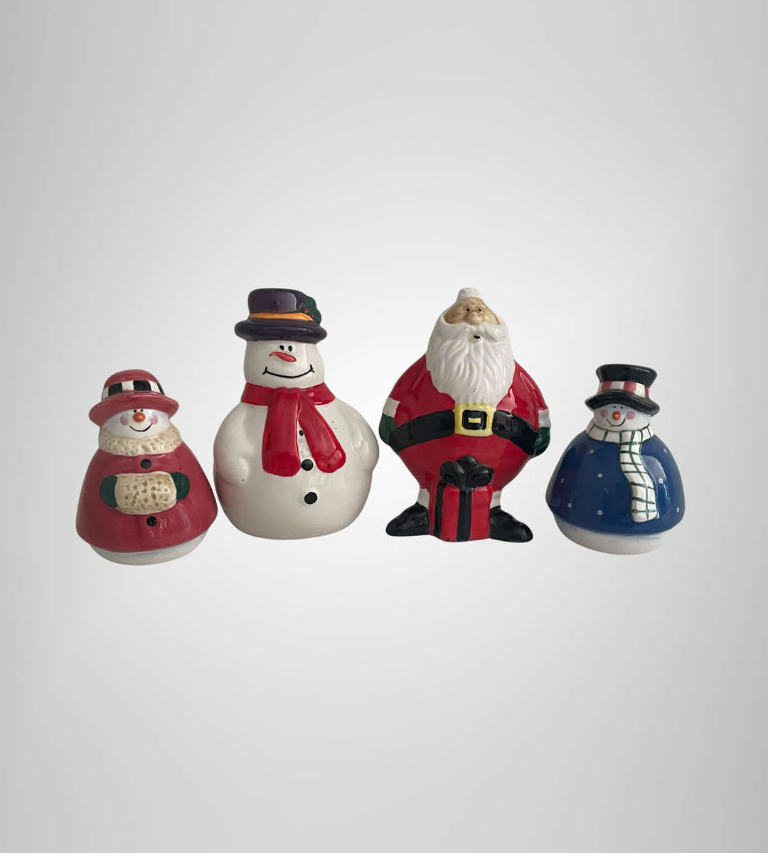 R1 Start -Vintage Christmas Salt & Pepper Shakers