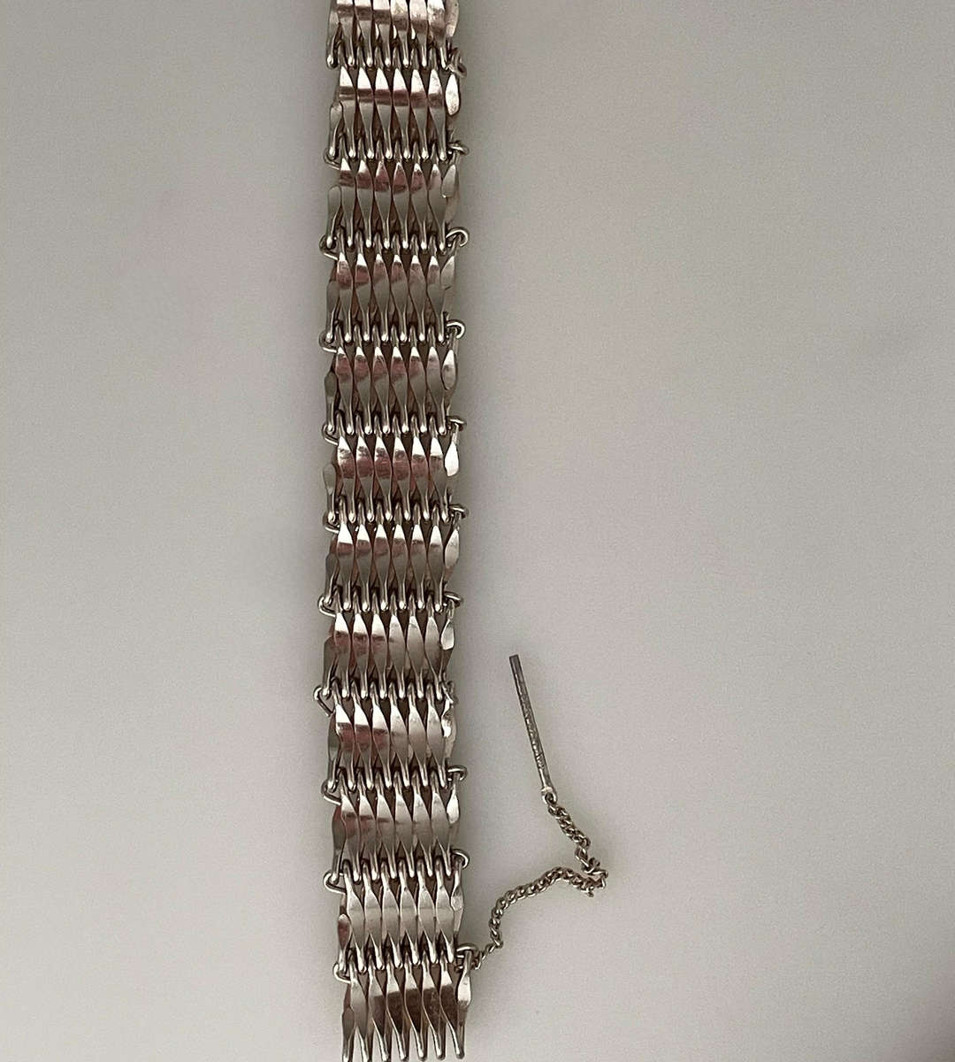 1950s Western Germany Vintage 7-Bar Gate Link Bracelet  Chunky Eloxal Aluminum  Lightweight 22g