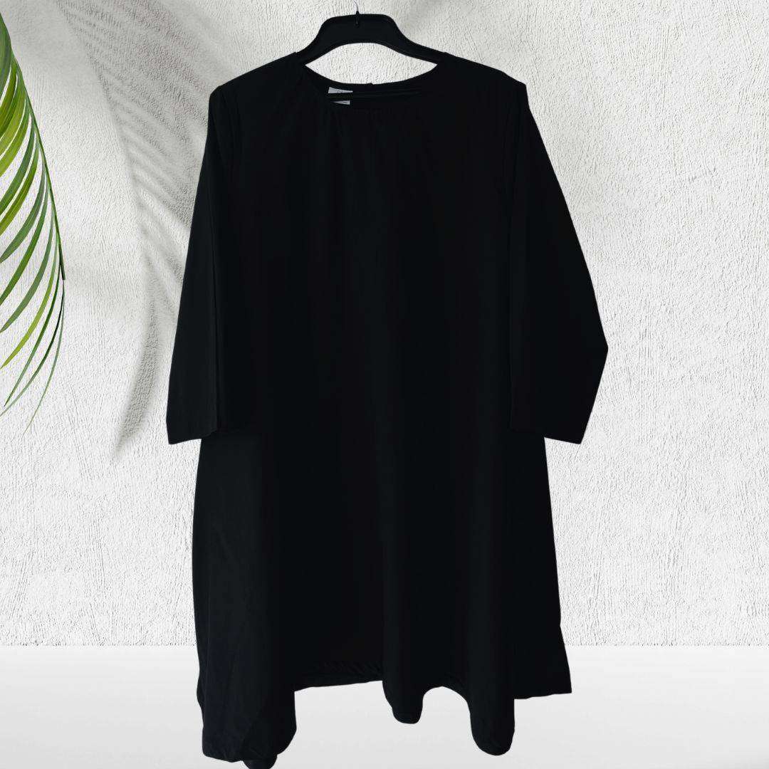 Classic Black A-Line Dress with Hidden Pockets  Cotton-Linen Blend  Size XL (Fits SA 4446)  R750