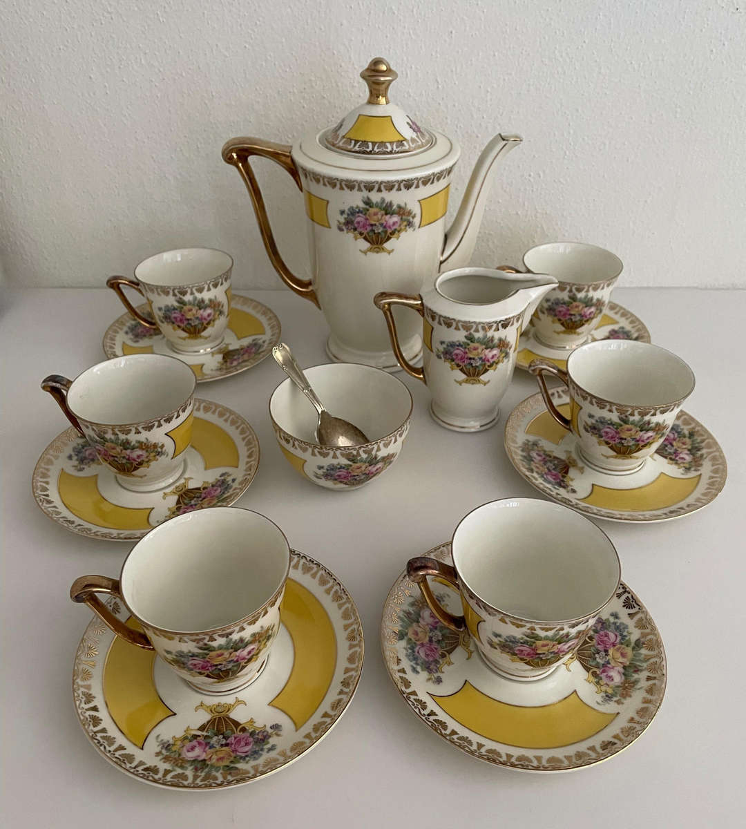 Vintage Protea China 15-Piece Tea Set  Yellow Floral with Gilt Trim