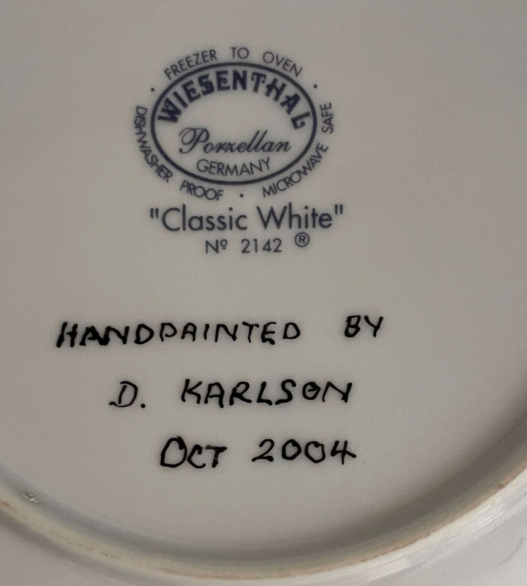 Set of 2 Decorative Hand-Painted Wall Plates by Daphne Karlson (2004)