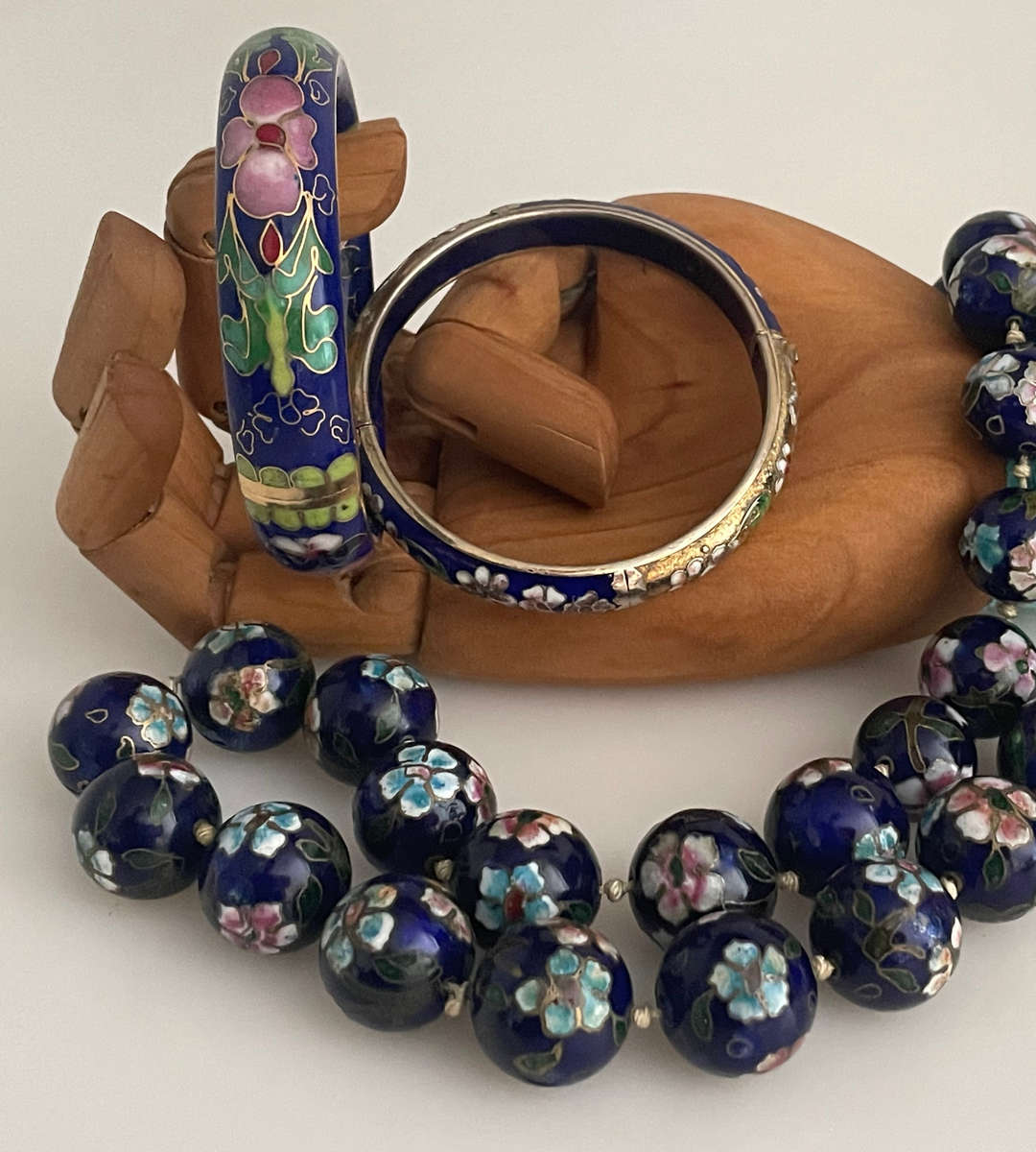 Vintage 1950s-1960s Chinese Cloisonné Jewelry Set  Blue Enamel Bead Necklace & Hinged Bangles