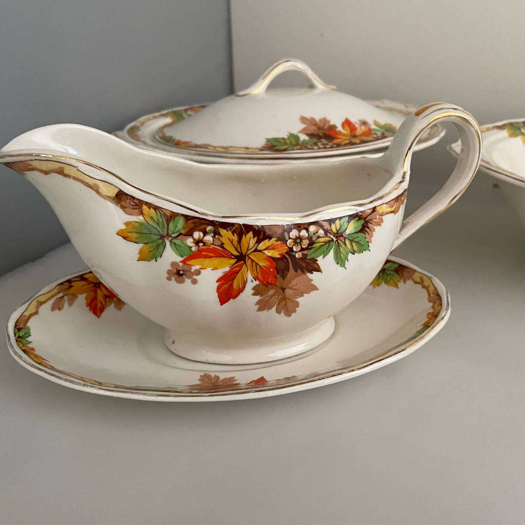 Grindley Creampetal England  Autumn Leaf Pattern  1930s  2x Serving Bowls and Gravy Boat