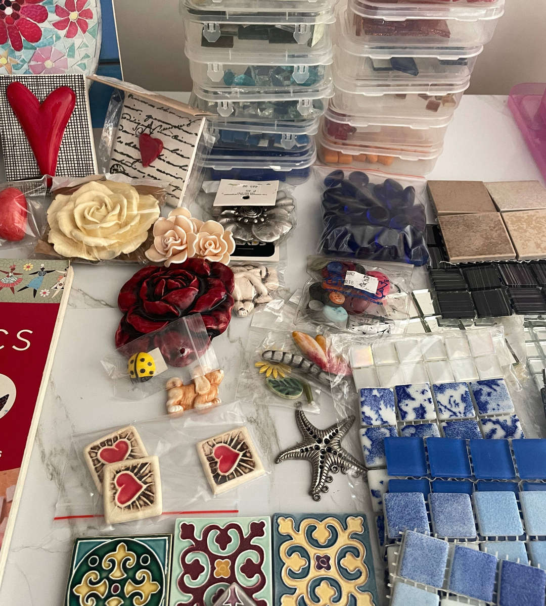 Reserved For Nadine: Lot of Over 12.7kg 70 Mosaic Squares with 12 Holders + Tools & 4 Mosaic Books