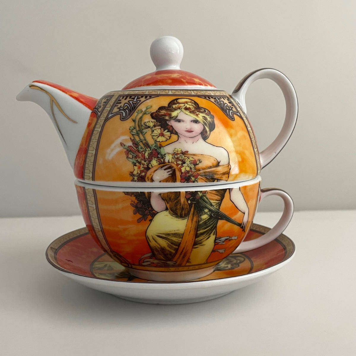 Queen Isabell Limited Collection  Spring Tea for One Set  Teapot, Cup & Saucer  15 cm High  14