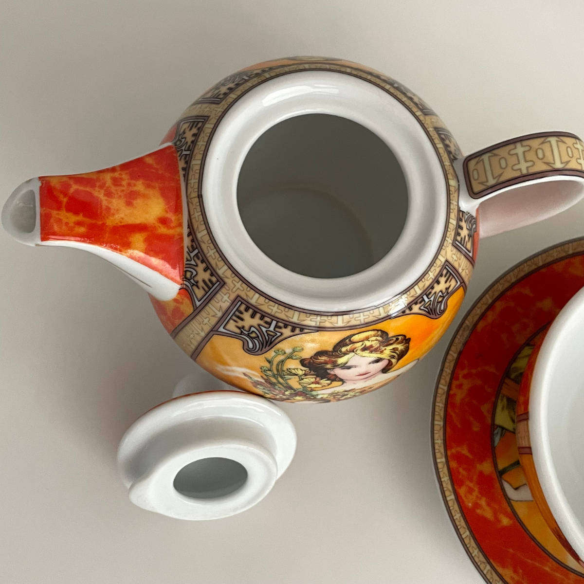 Queen Isabell Limited Collection  Spring Tea for One Set  Teapot, Cup & Saucer  15 cm High  14