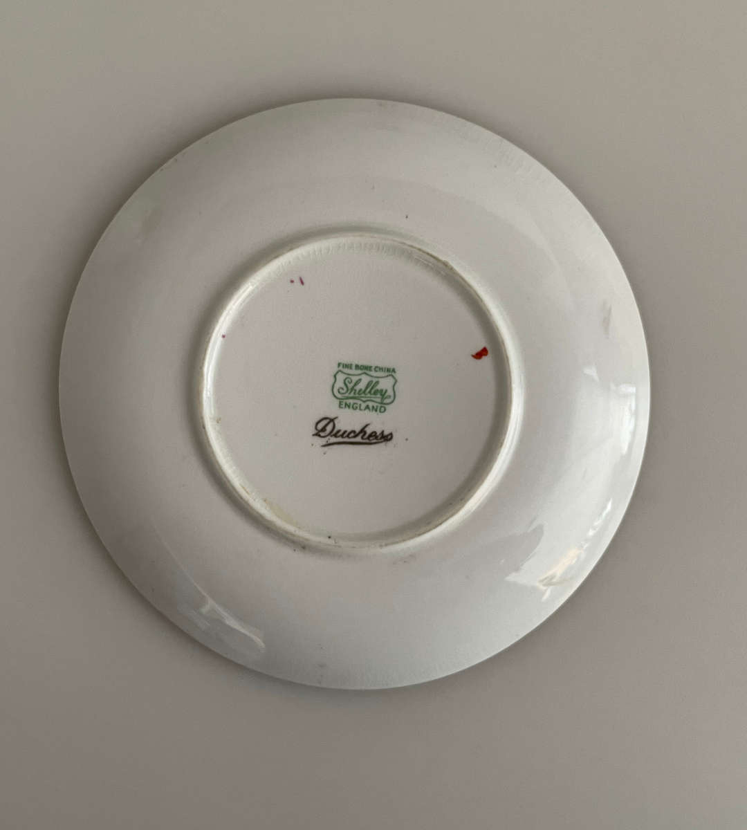 Shelley Duchess 13401 Cup & Saucer Set c.1926  Fine Bone China  6 Teacups & 5 Saucers