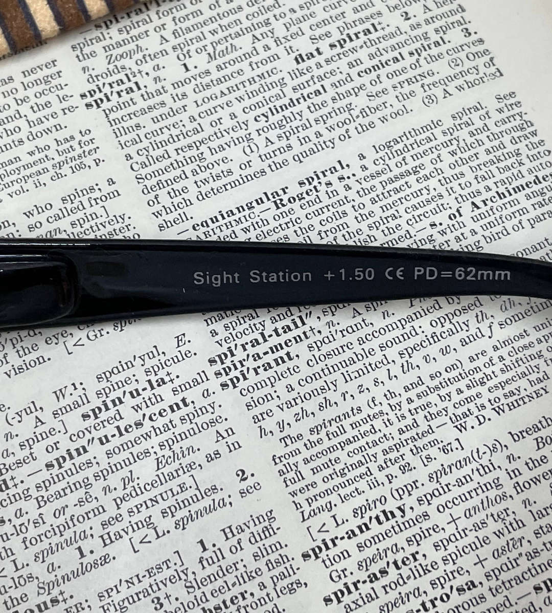 Sight Station Reading Glasses Lightweight Frame Strength +1.50- Tinted lenses