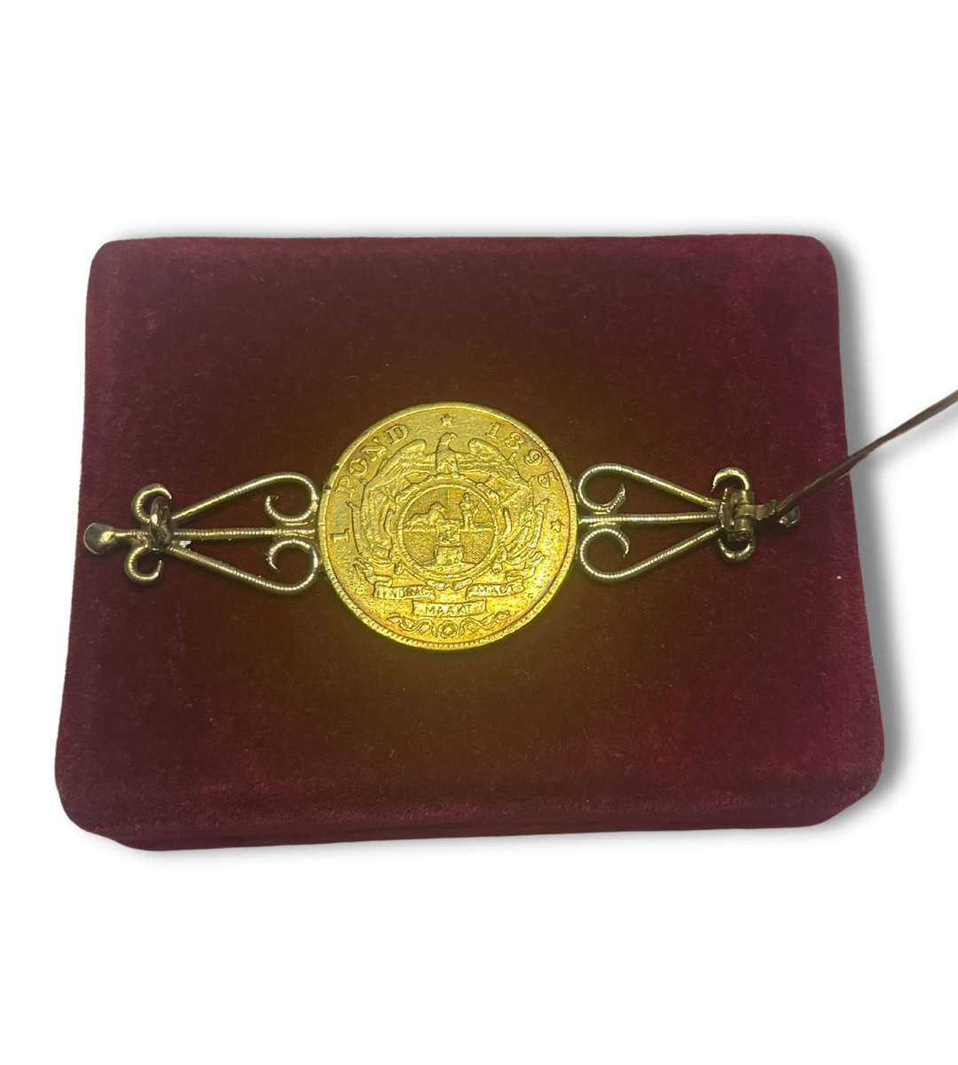 1895 South African Republic Paul Kruger 1 Pond Gold Coin Brooch  22ct Coin, 9ct Brooch  10.7g