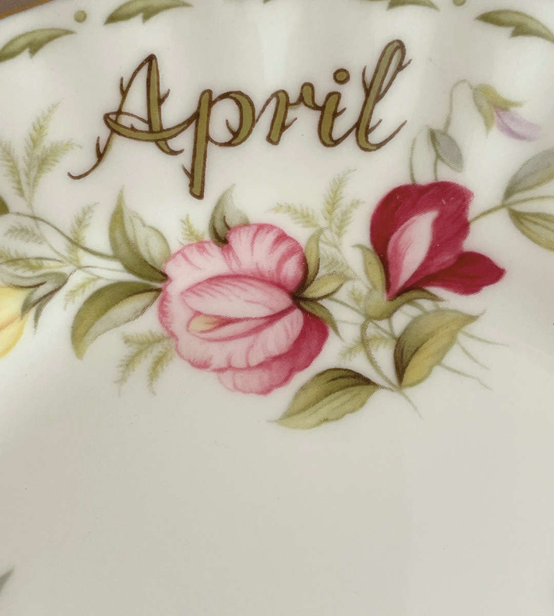 1970s Royal Albert - Flower of the Month "April" Bread and Butter Plate - Sweet Pea Design 16cm