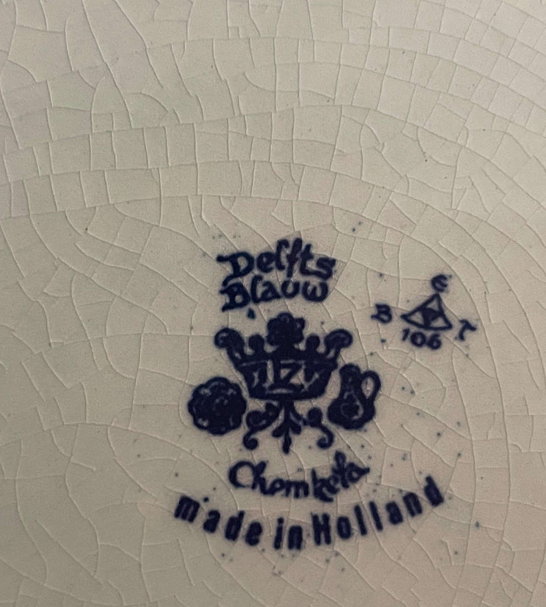 Bargain 7-Piece Dutch Delftware Decor Lot  Chemkefa plate, Boch Plate, Coasters, Candle Holder