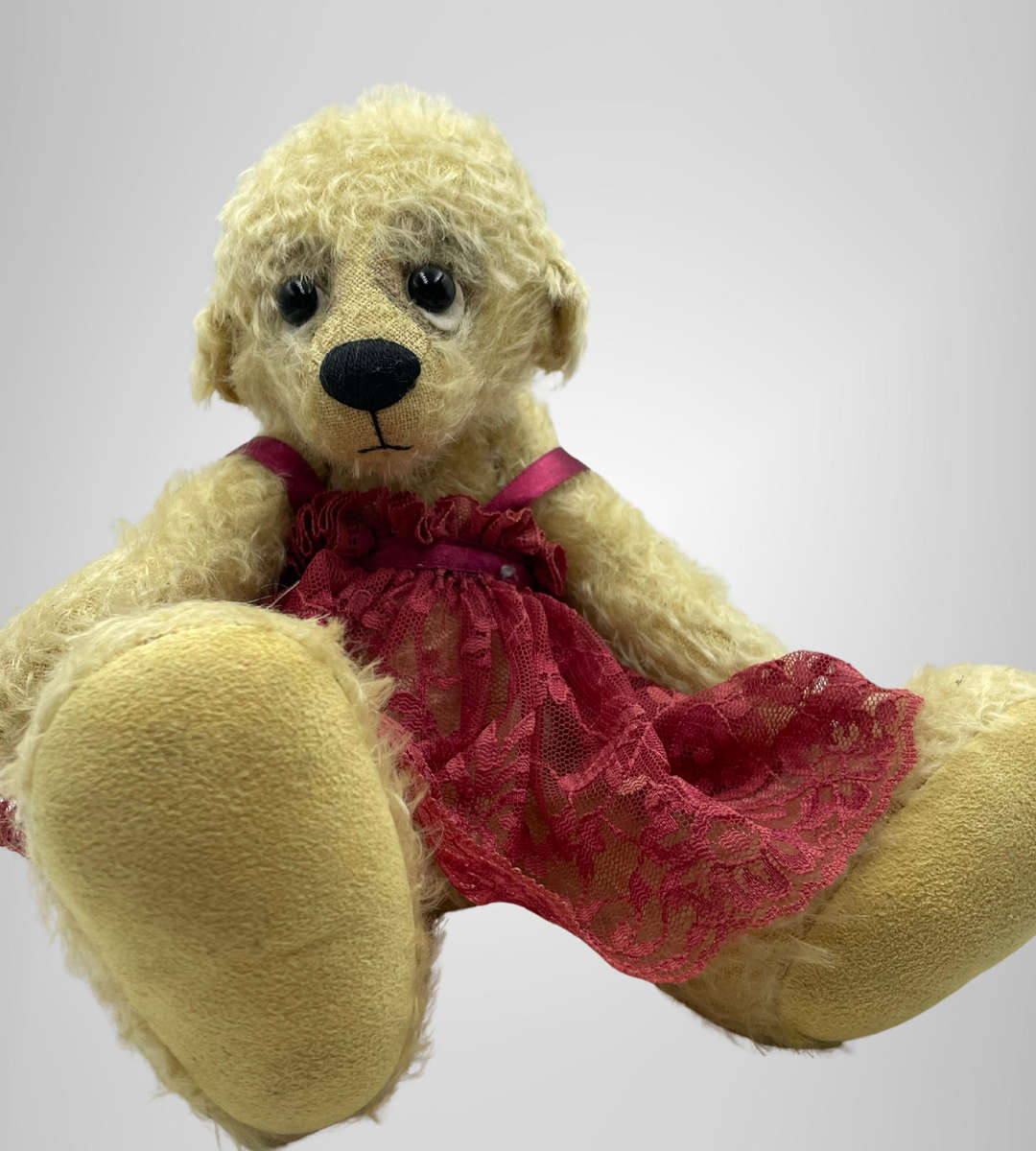 Vintage Ellie-Style Artist Bear  Possibly Monica Spicer  R1 START  Selling As Found