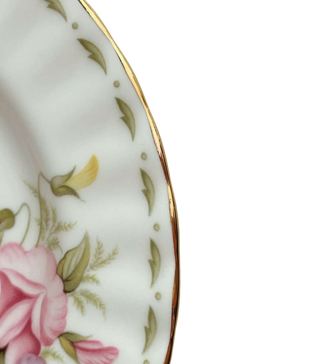 1970s Royal Albert - Flower of the Month "April" Bread and Butter Plate - Sweet Pea Design 16cm