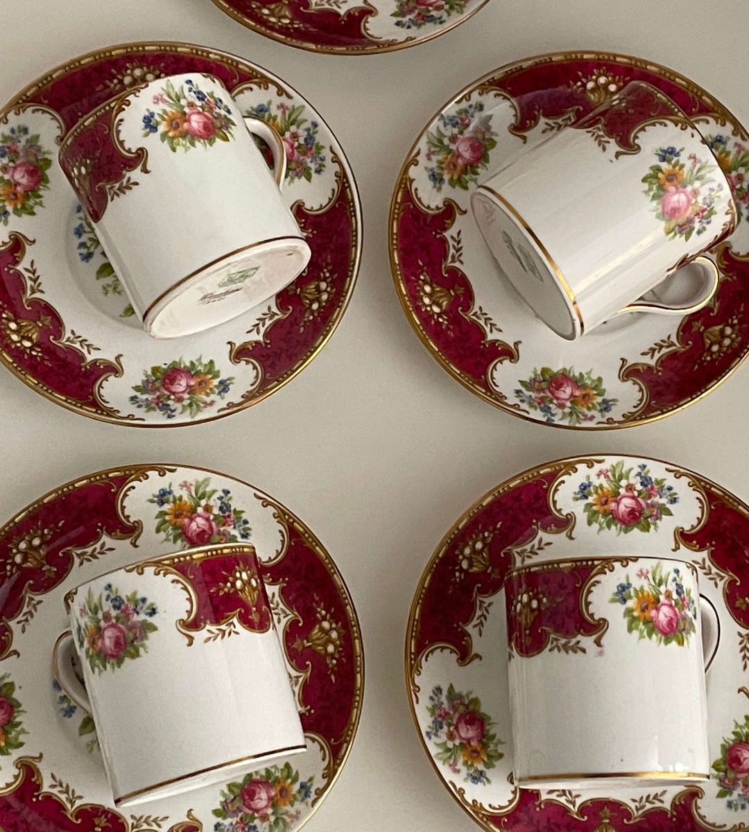 Shelley Duchess 13401 Cup & Saucer Set c.1926  Fine Bone China  6 Teacups & 5 Saucers