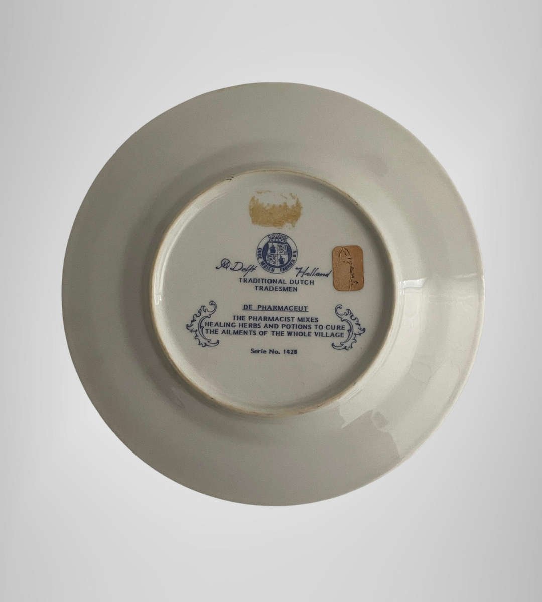 Oude Molen Fabriek M Delft Holland Collectable Plate  De Pharmaceut  Series 1428  18cm
